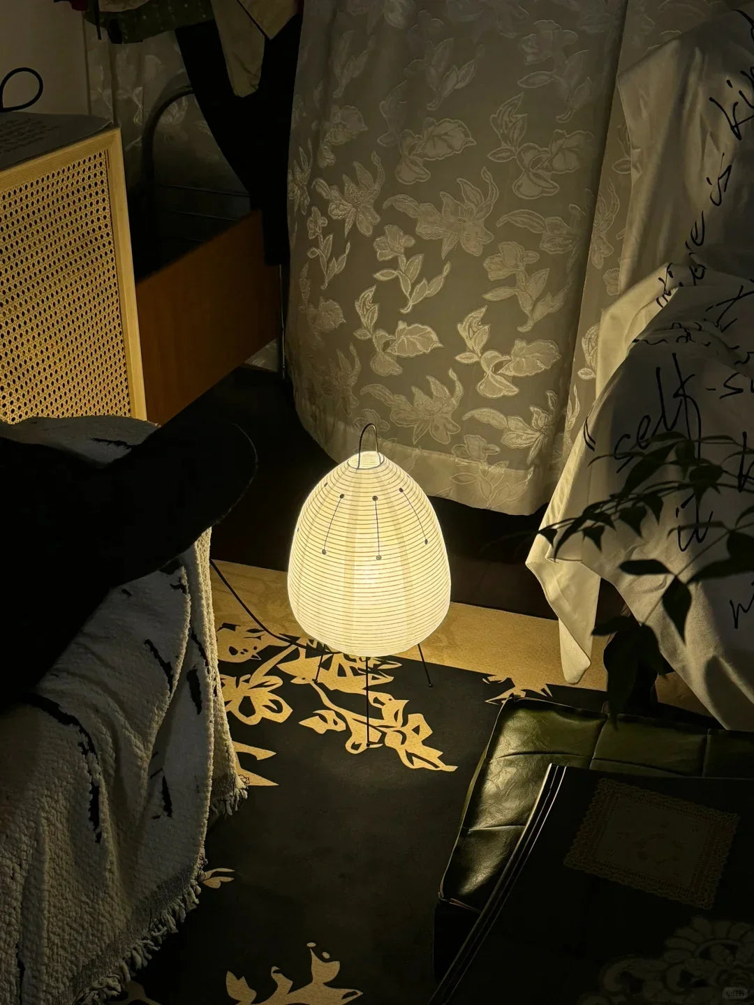 Washi Paper Table Lamp — Soft Ambient Light