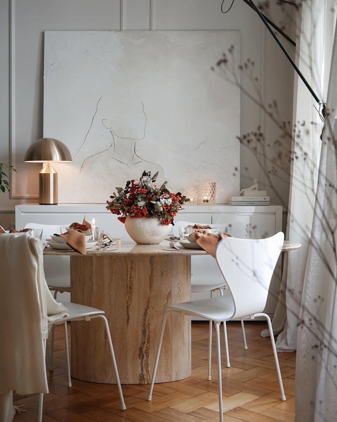Brass Geometric Table Lamp — Modern Accent Glow