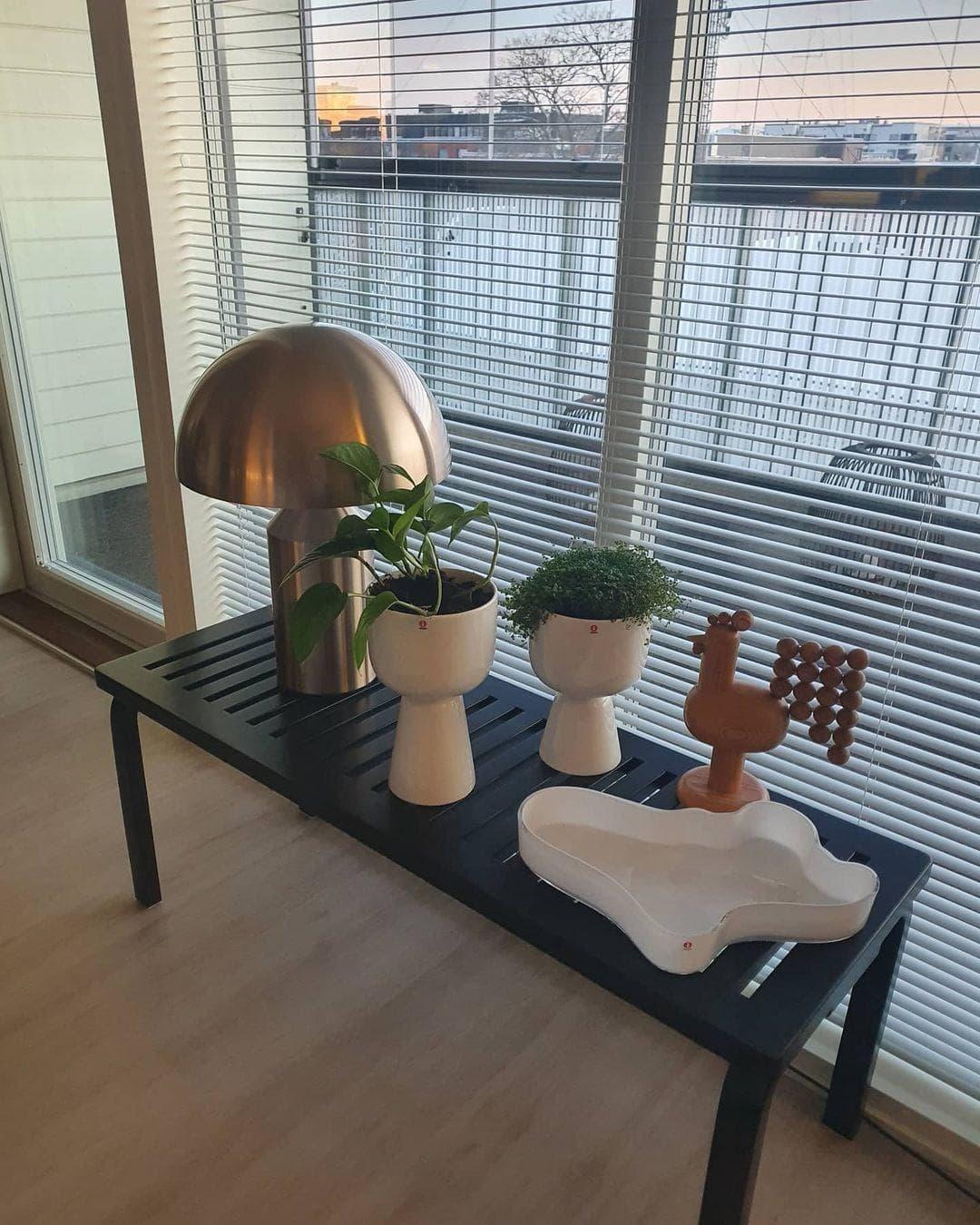 Brass Geometric Table Lamp — Modern Accent Glow