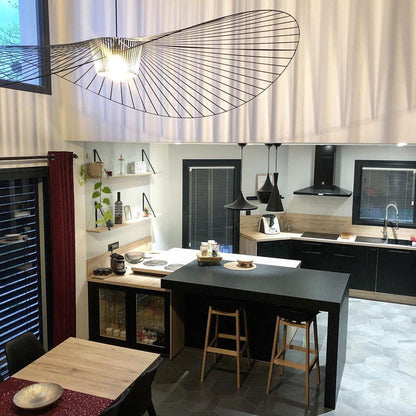 Metal Wire Pendant Light — Modern Organic Ambiance