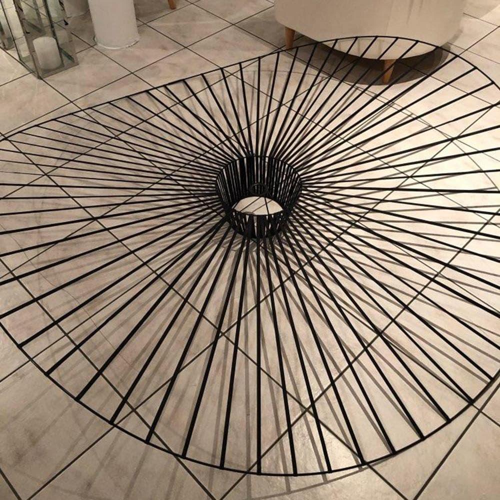 Metal Wire Pendant Light — Modern Organic Ambiance