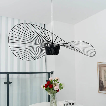 Metal Wire Pendant Light — Modern Organic Ambiance
