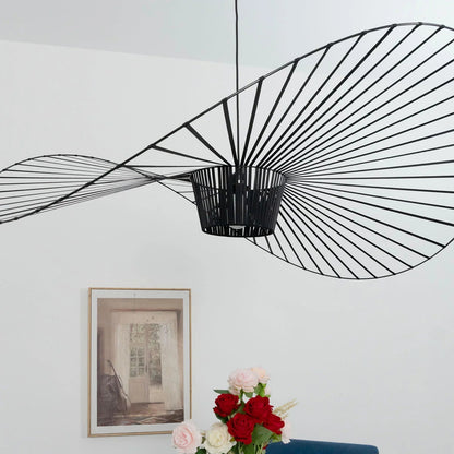 Metal Wire Pendant Light — Modern Organic Ambiance