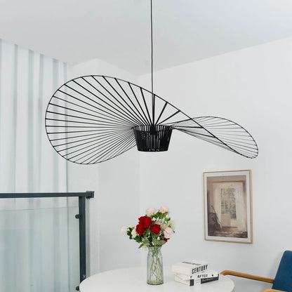 Metal Wire Pendant Light — Modern Organic Ambiance