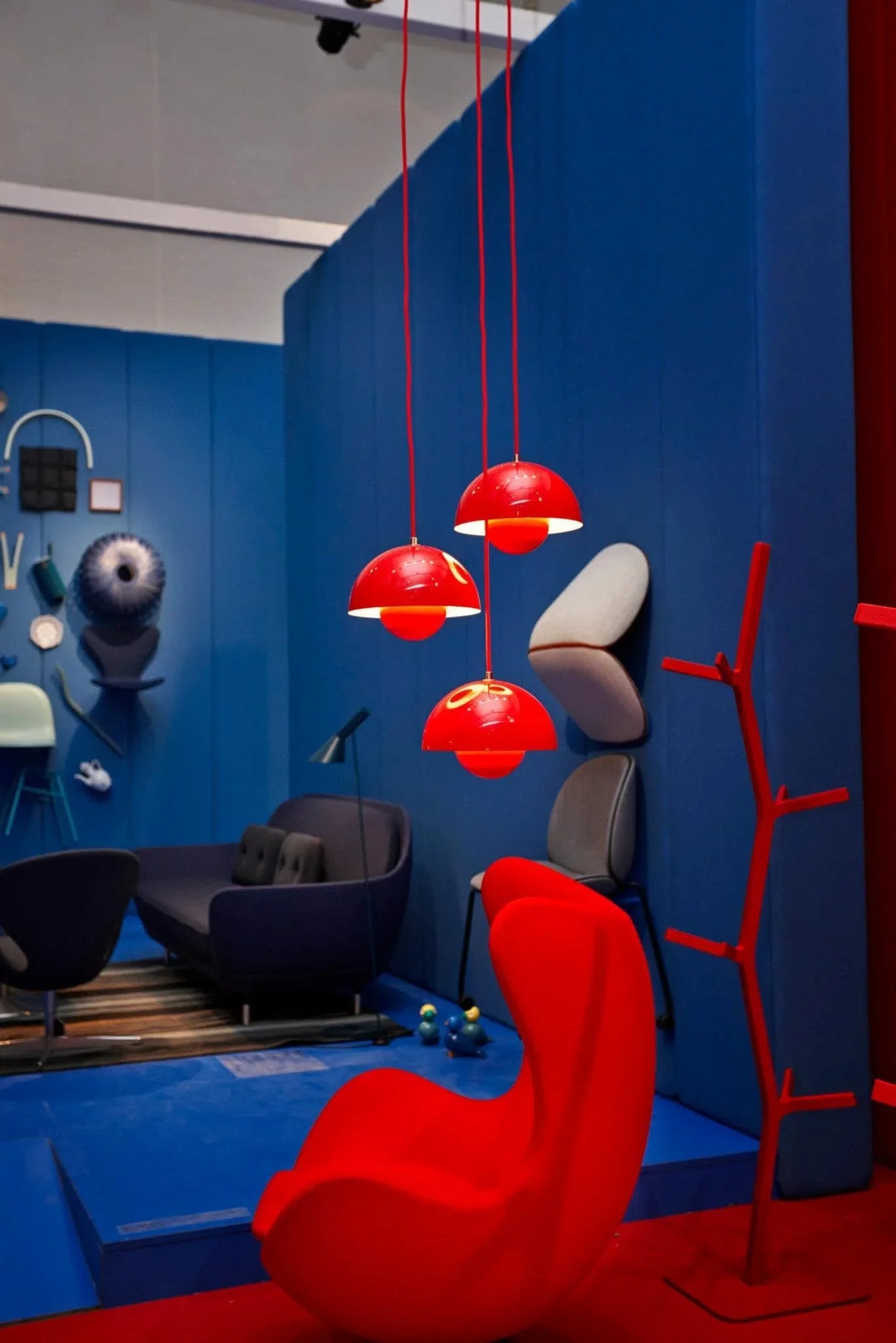 Metal Pendant Light — Playful Modern Design