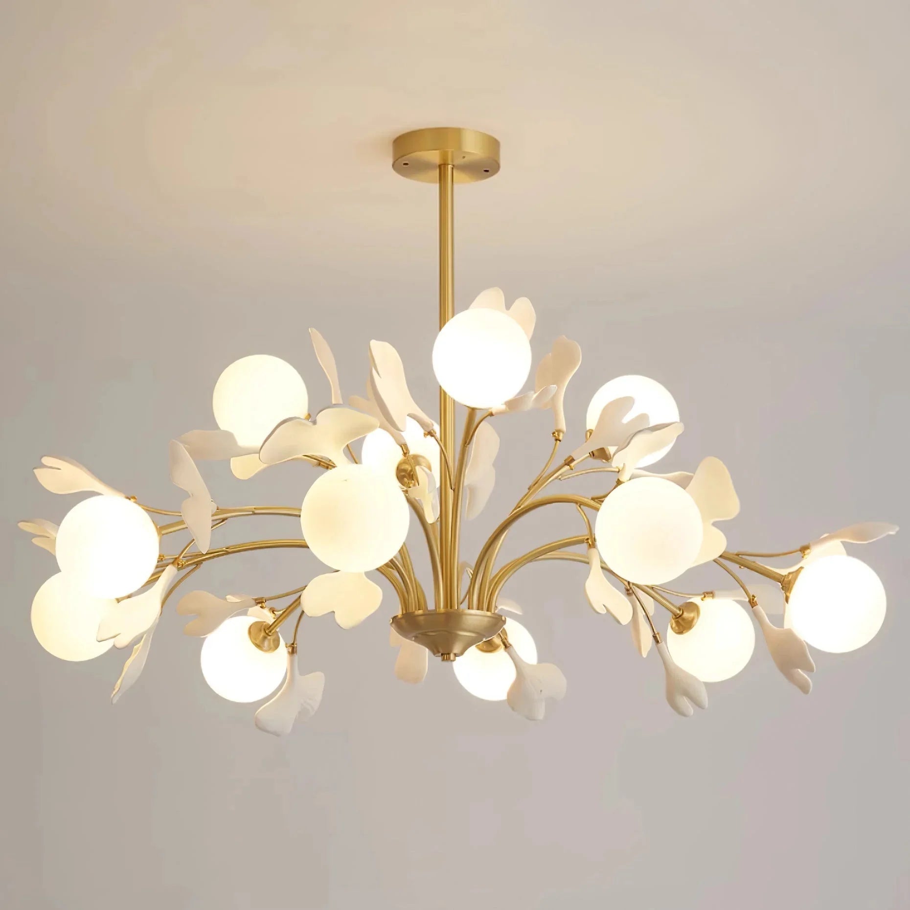 Ceramic Ginkgo Leaf Chandelier — Nature-Inspired Ambiance - LumoTrot