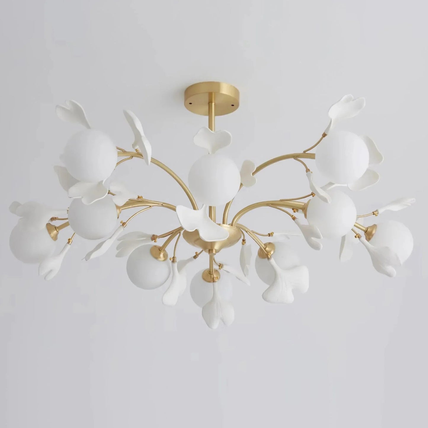 Ceramic Ginkgo Leaf Chandelier — Nature-Inspired Ambiance - LumoTrot