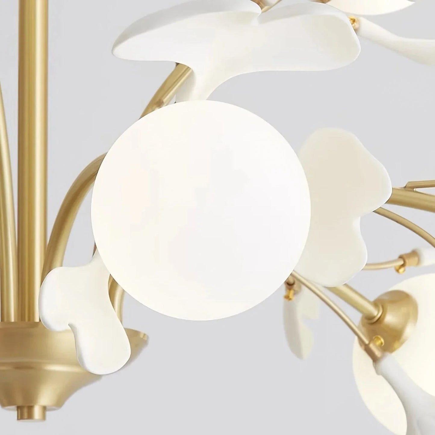 Ceramic Ginkgo Leaf Chandelier — Nature-Inspired Ambiance - LumoTrot