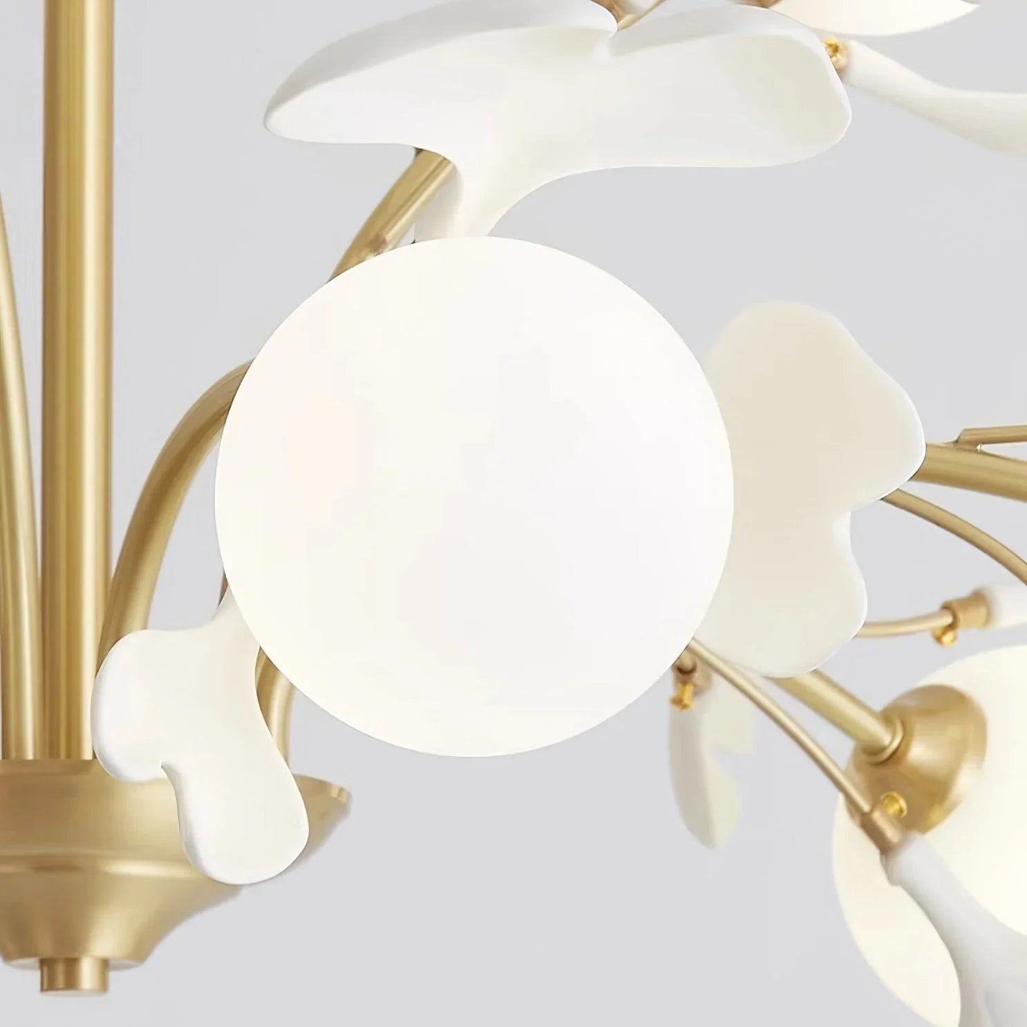 Ceramic Ginkgo Leaf Chandelier — Nature-Inspired Ambiance - LumoTrot