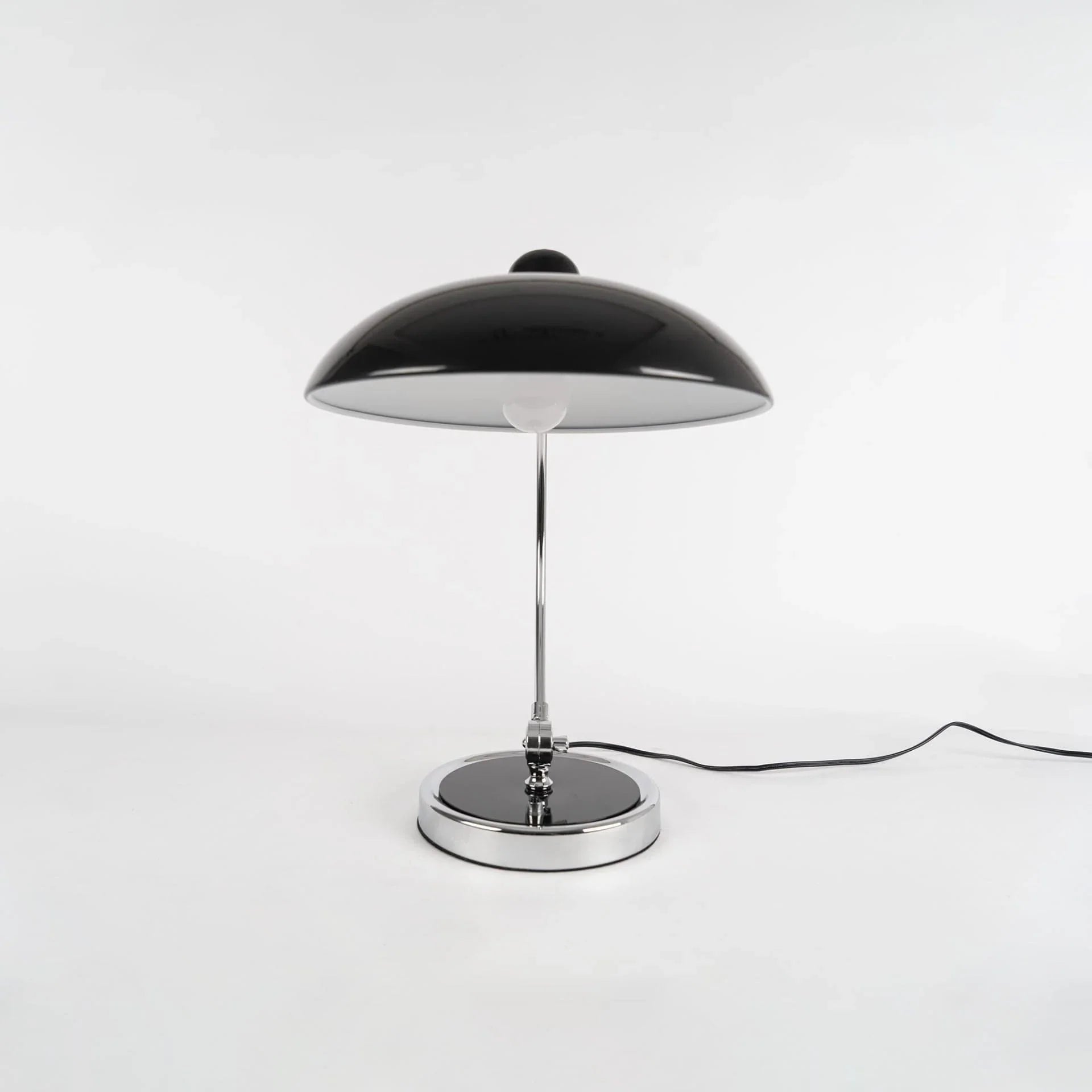 Metal Dome Table Lamp — Mid-Century Modern Desk Light - LumoTrot