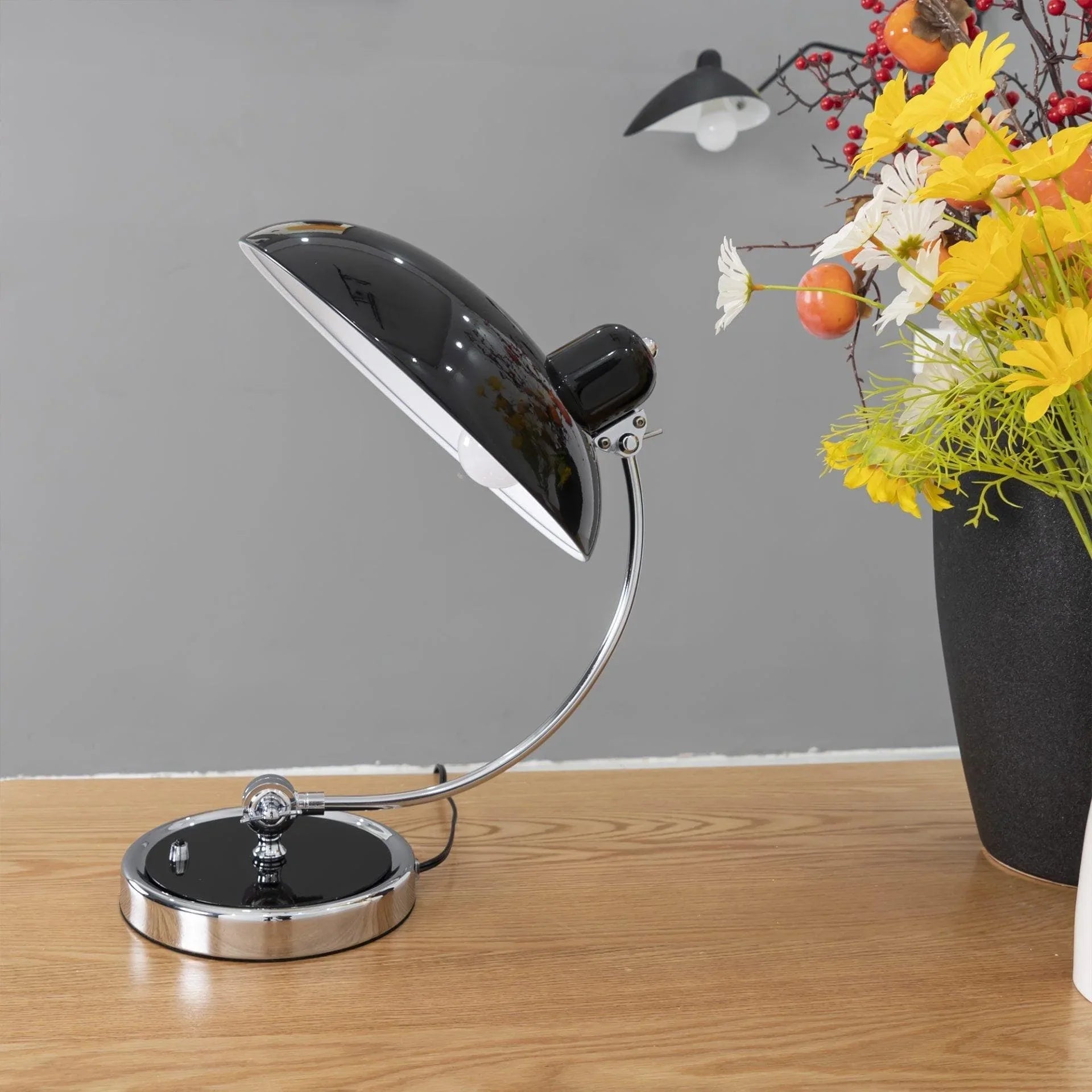 Metal Dome Table Lamp — Mid-Century Modern Desk Light - LumoTrot