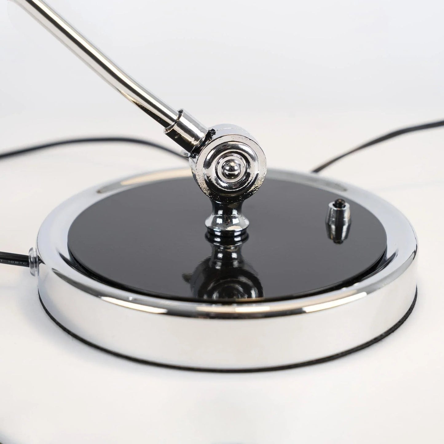 Metal Dome Table Lamp — Mid-Century Modern Desk Light - LumoTrot