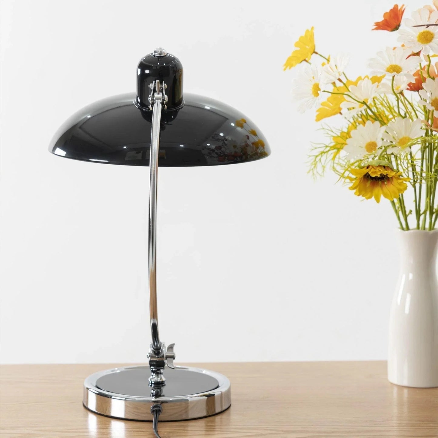 Metal Dome Table Lamp — Mid-Century Modern Desk Light - LumoTrot