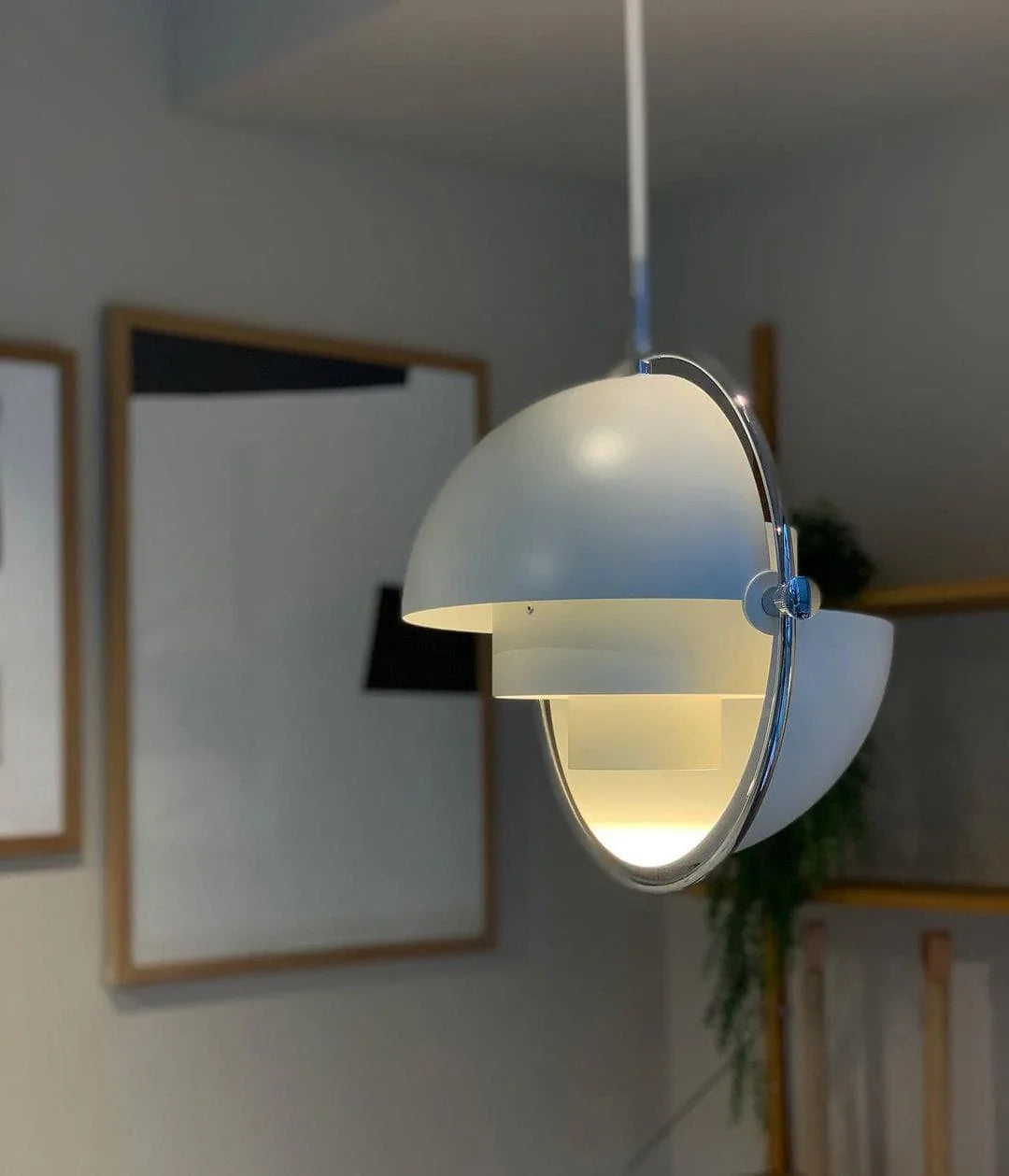 Multi-Arm Brass Pendant Light — Modern Statement Ambiance - LumoTrot