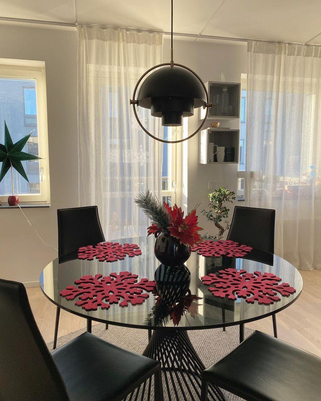 Brass Pendant Light — Modern Statement Ambiance