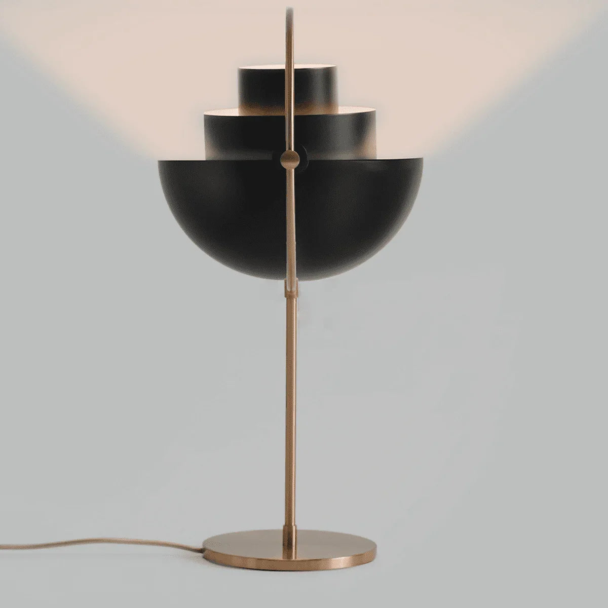 Brass Globe Table Lamp — Mid-Century Modern Ambiance - LumoTrot