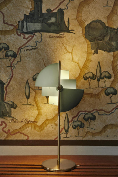 Brass Globe Table Lamp — Mid-Century Modern Ambiance