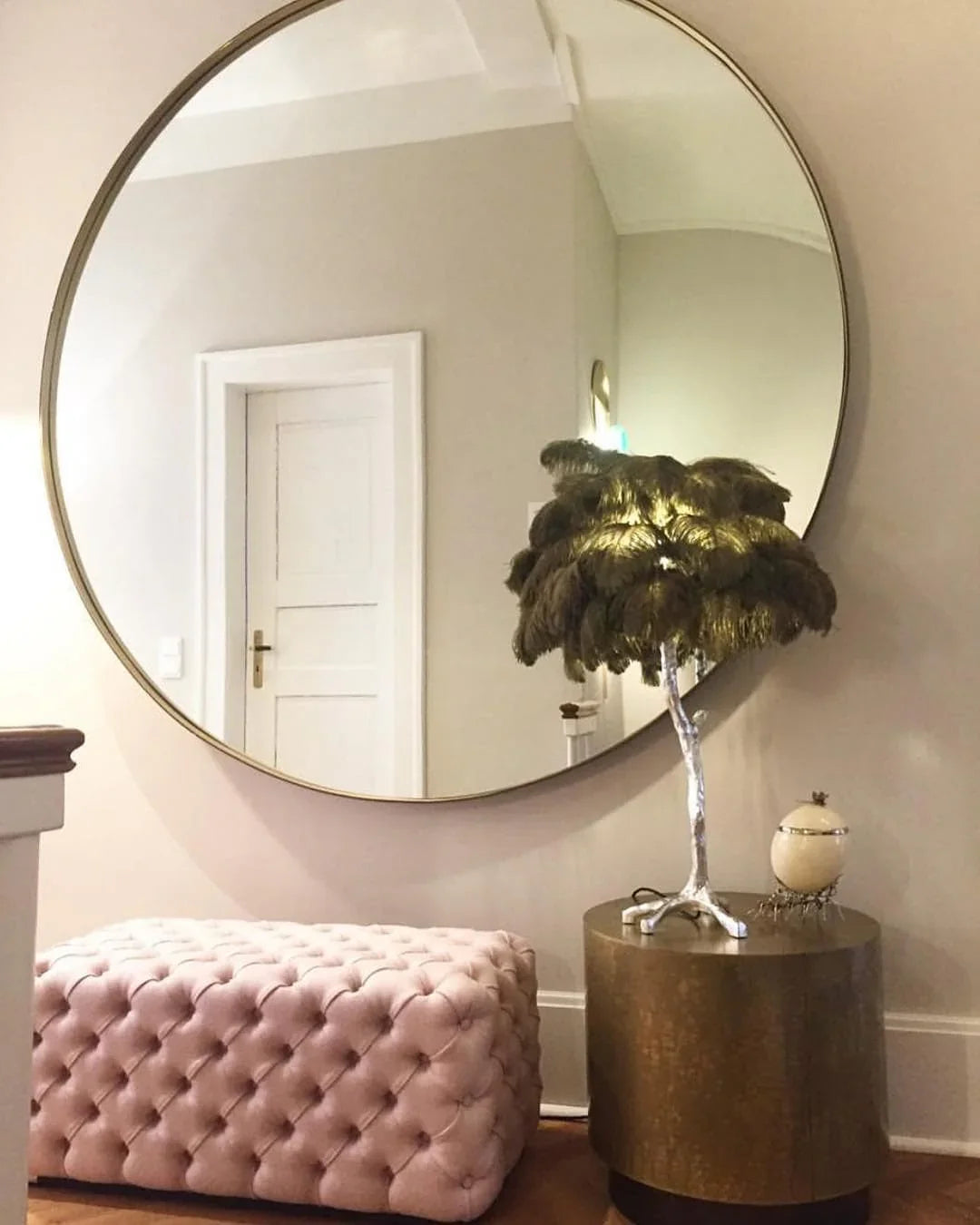 Ostrich Feather Table Lamp — Glamorous Statement Piece - LumoTrot