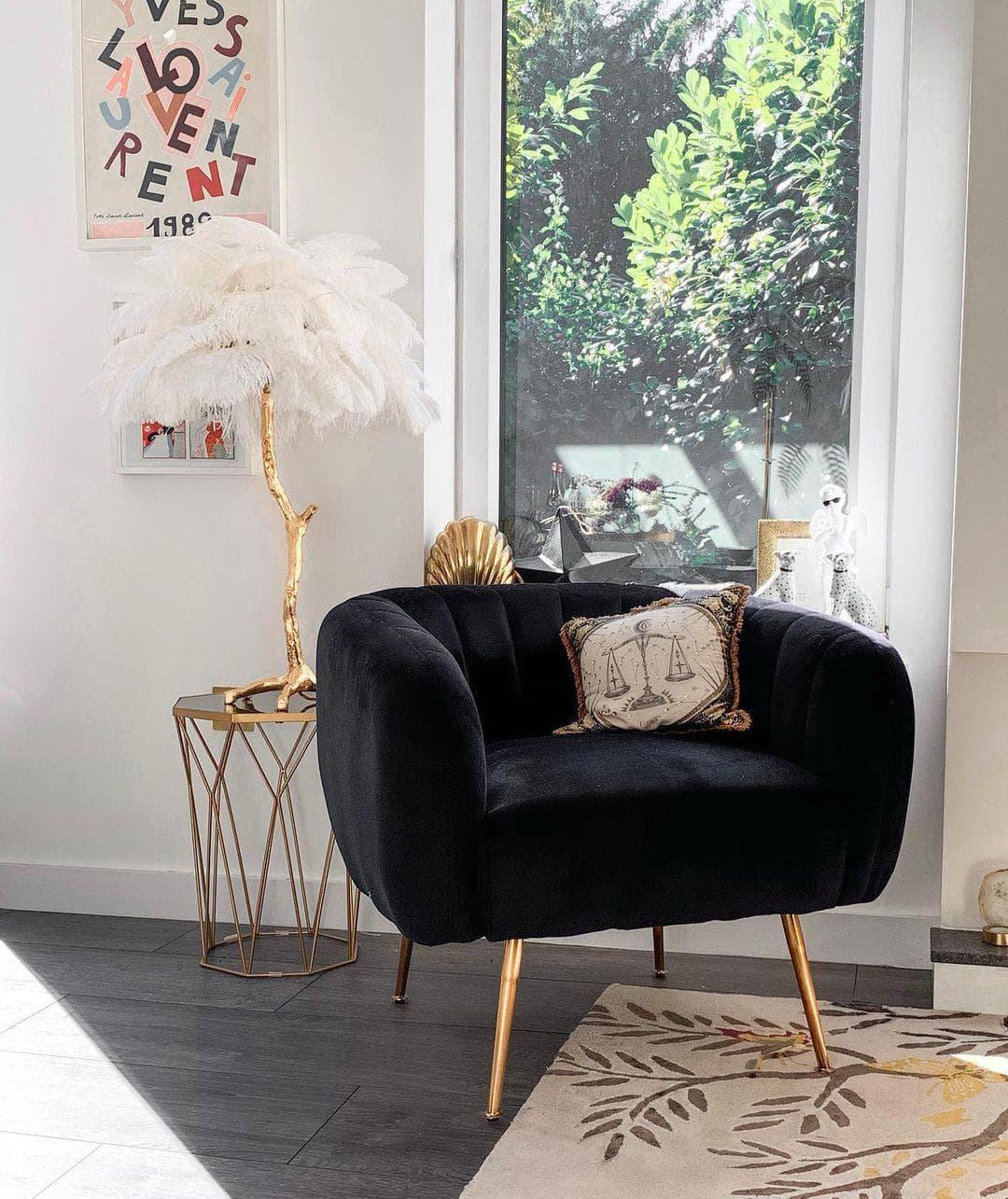 Brass Feather Table Lamp — Glamorous Statement Piece