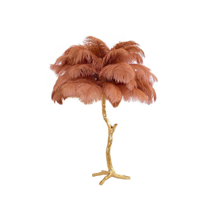 Brass feather table lamp with natural-toned plumes | Lumotrot