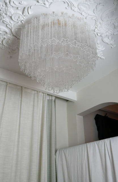Ceiling light installation detail and scale indication